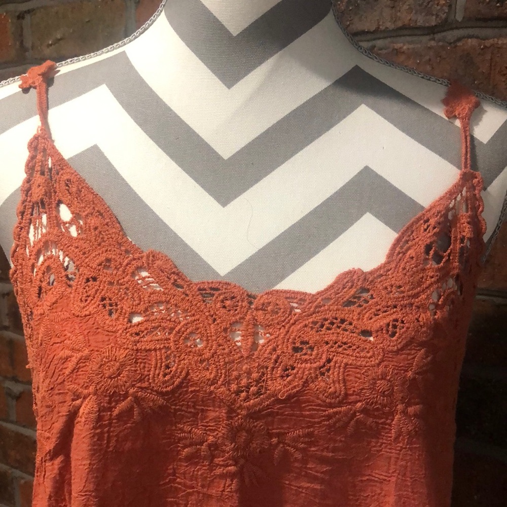 Daytrip Burnt Orange Lace Camisole - Picture 2 of 8